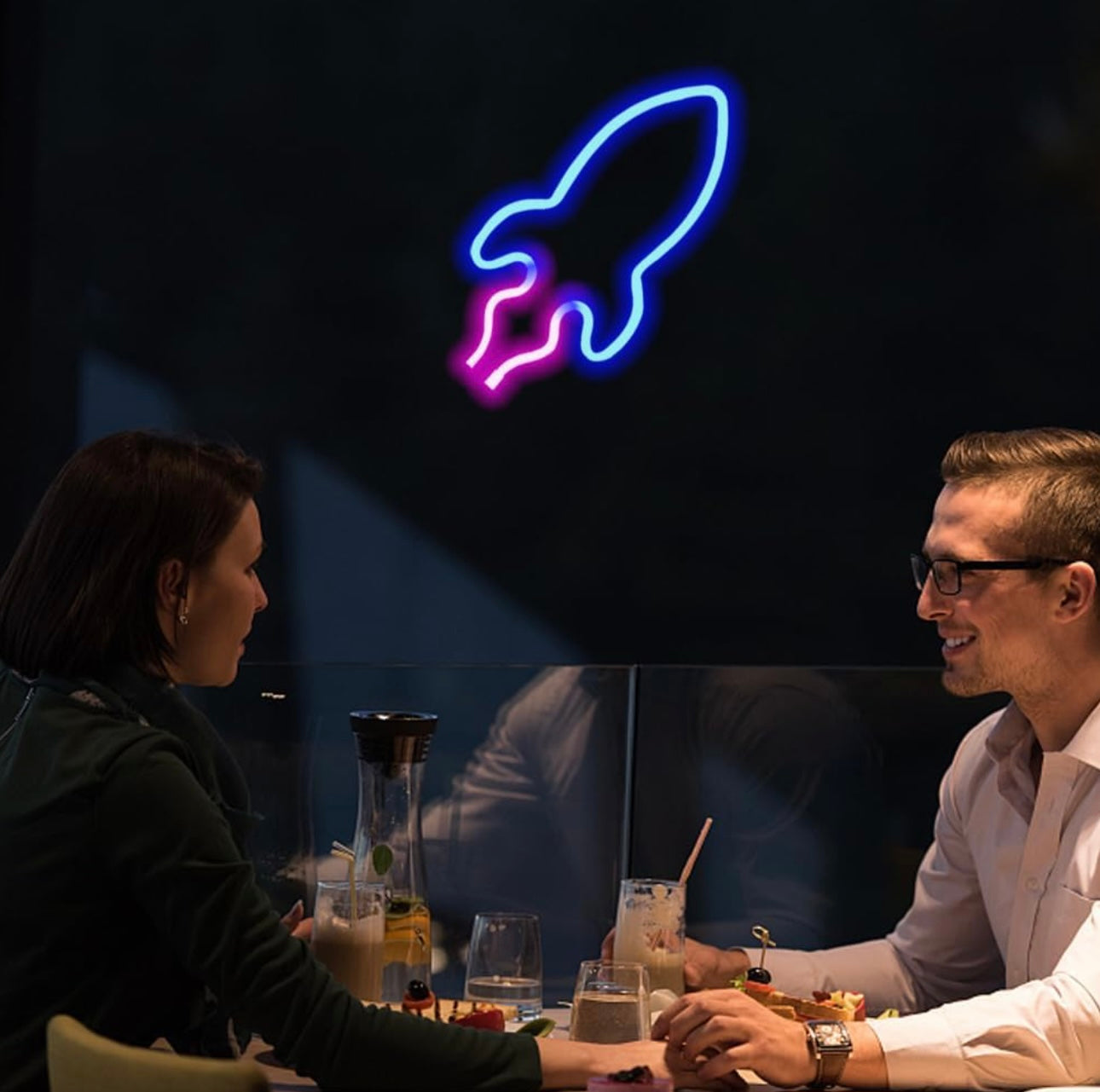 Rocket Neon Signs, LED Rocket Neon USB or Battery Powered Rocket Neon Sign LED Rocket Neon Signs Suitable for Bar Decoration for Room Party