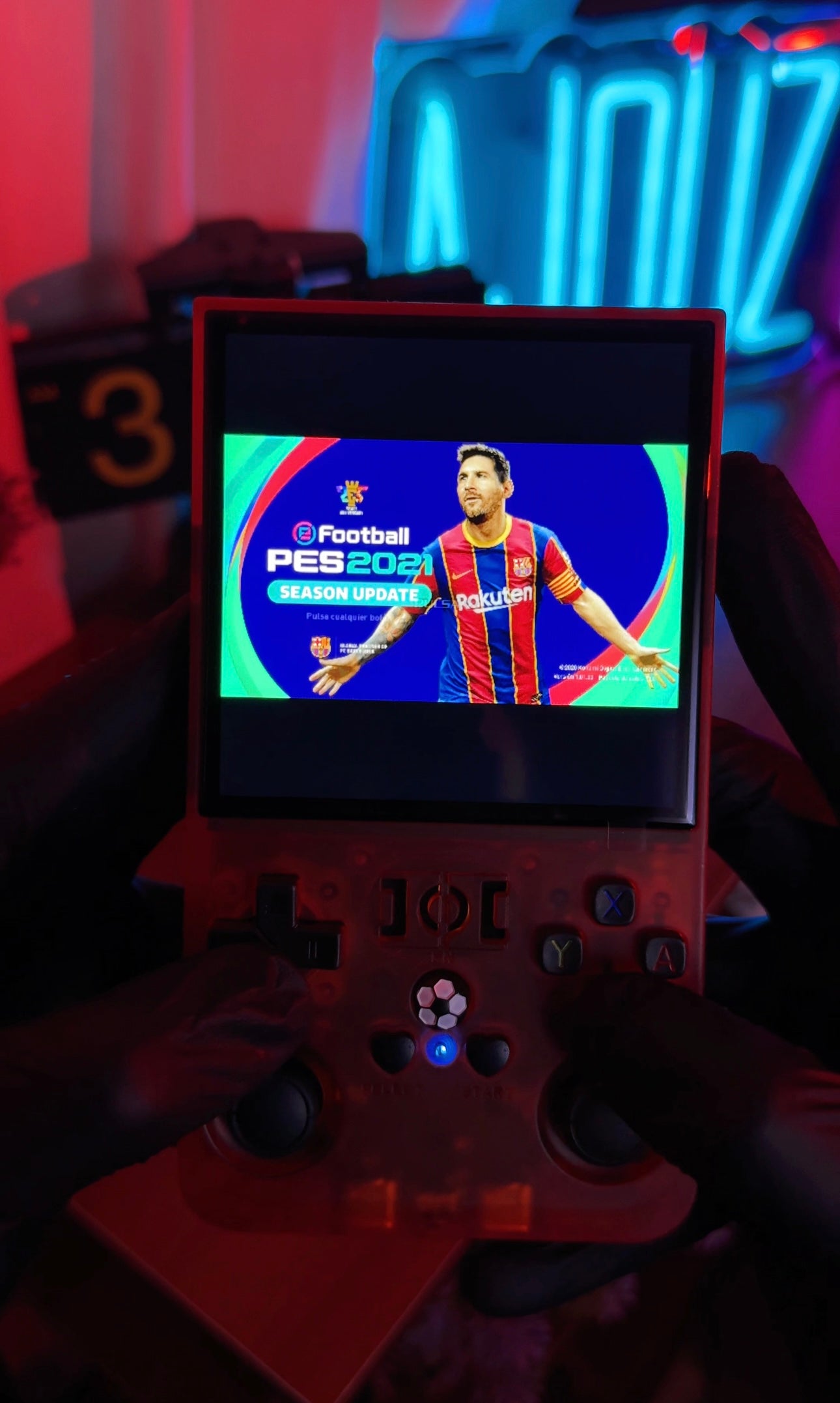 Open Source R36 MAX Retro Handheld Video Game Console 4.0 Inch IPS Screen Linux System