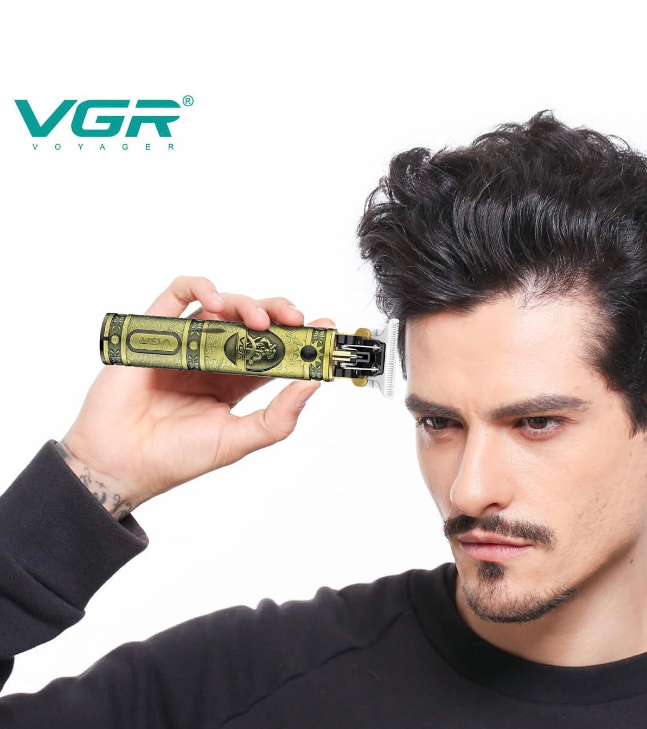 VGR V-085 Rechargeable Hair Clippers, Zero-Gapped Baldheaded T-Blade Trimmer, Cordless Hair Clipper for Men with Close Cutting, 3 Guide Combs, Brush, 1500mAh Li-ion Battery, 300-Minute Runtime (Gold)